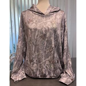 Women's Camouflage Hooded Top